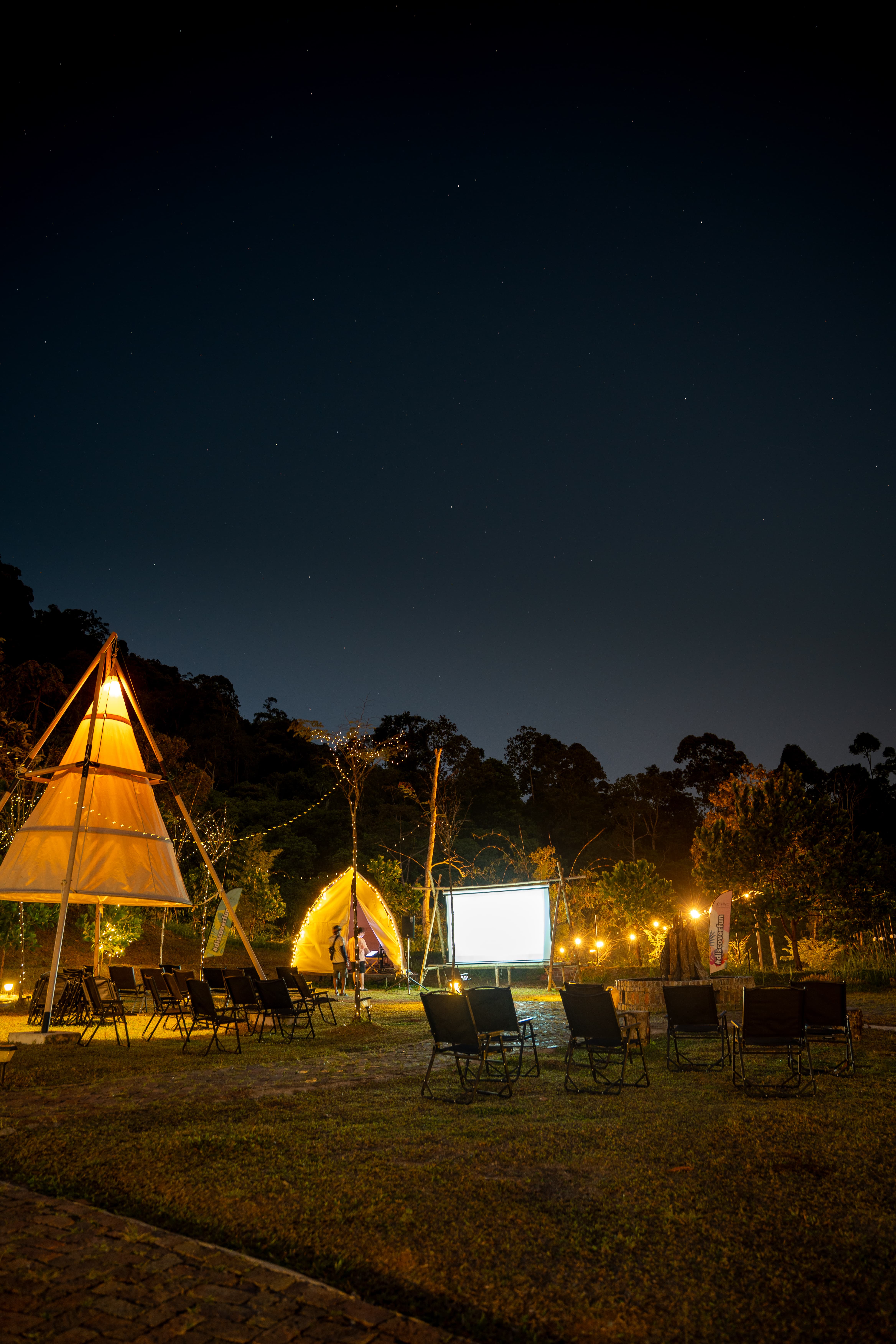 Night campfire at LU YING Retreats