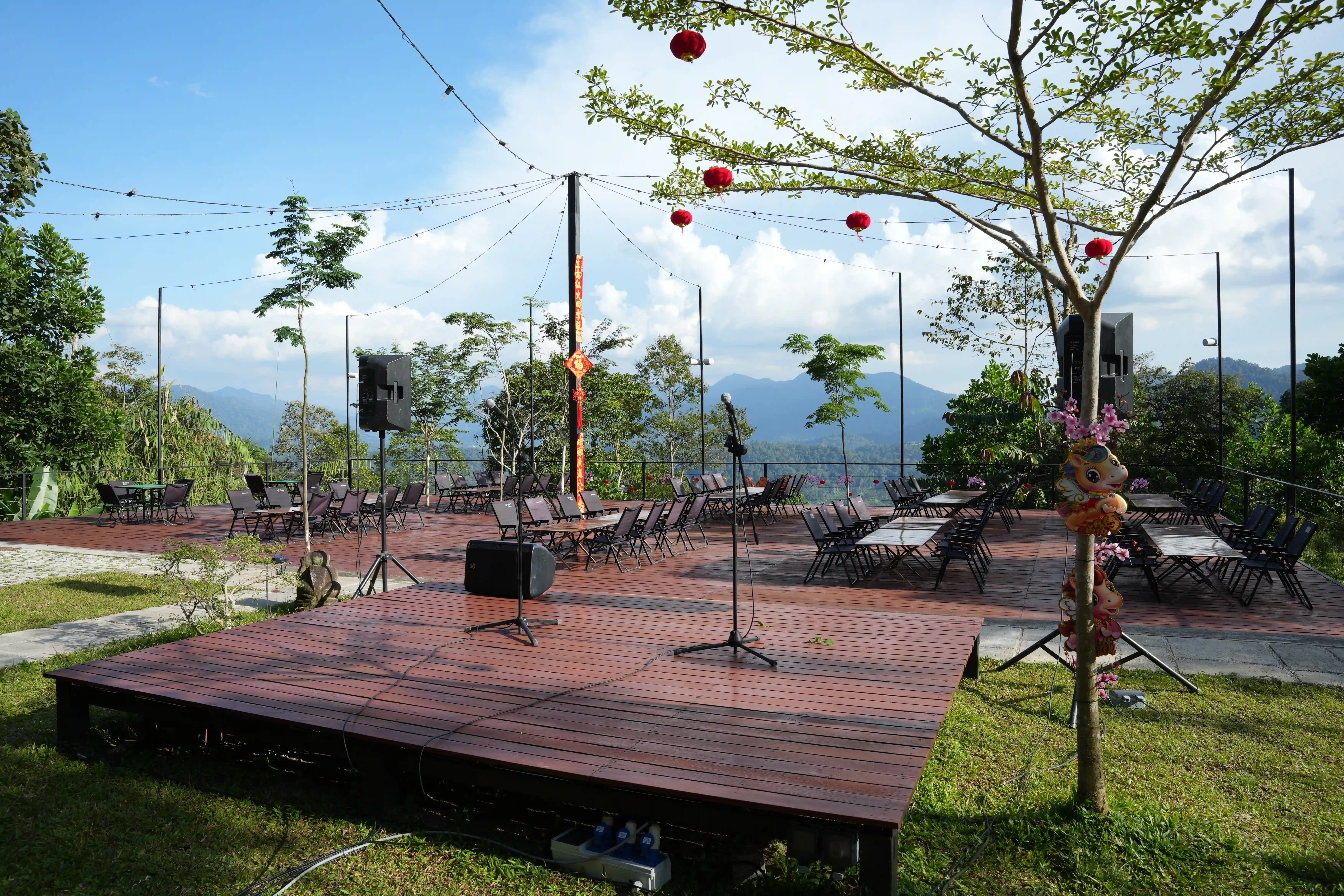 The Hiddenz venue setup